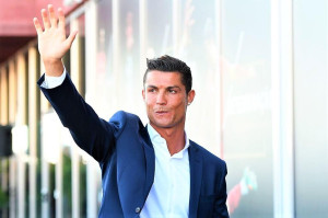 Ronaldo được ủng hộ cho sự trở lại ngoạn mục tại Ngoại hạng Anh