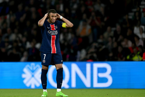 Mbappe 'nổ súng', PSG vẫn thua thảm trước Touluose